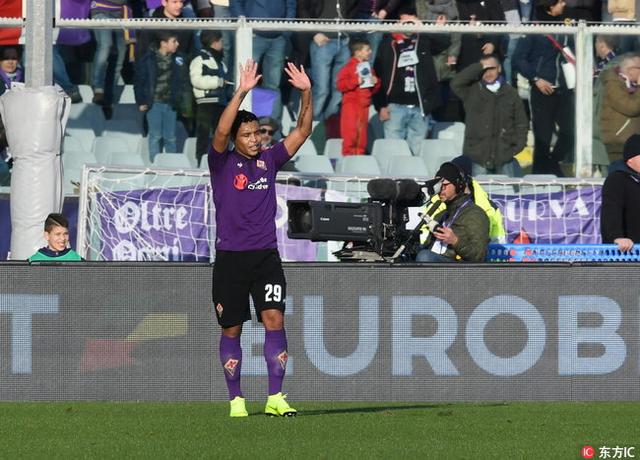  佛罗伦萨客场逼平领头羊  